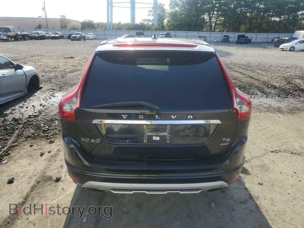 2017 VOLVO XC60 - VIN: YV449MRR8H2111120 - Фото 6