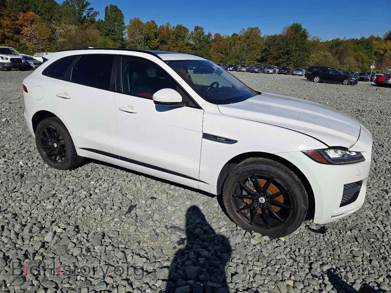 2017 Jaguar F-PACE (VIN SADCL2BVXHA079678) — фото 4 из 13