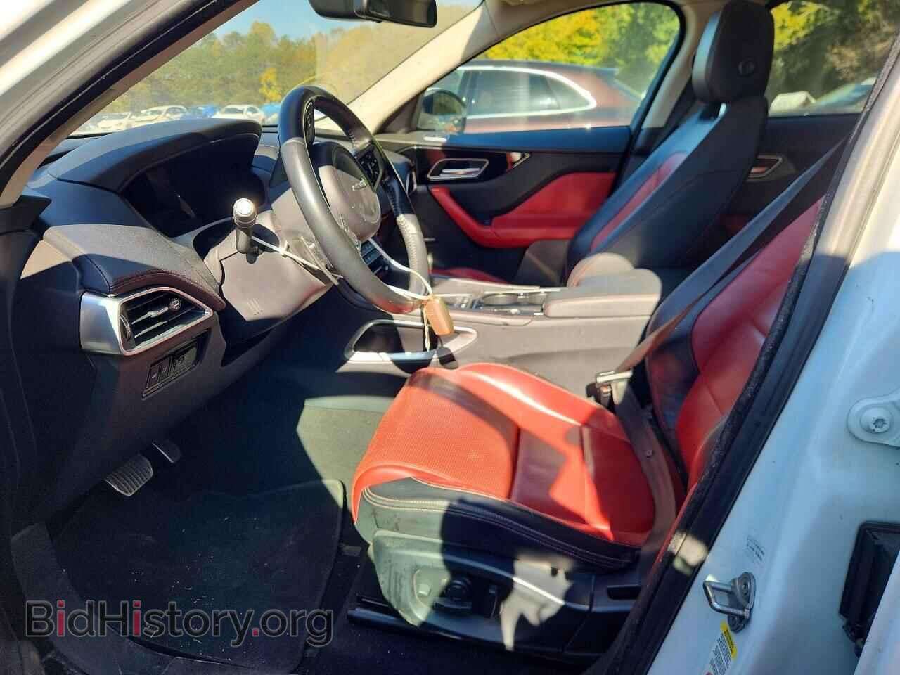2017 Jaguar F-PACE (VIN SADCL2BVXHA079678) — фото 7 из 13