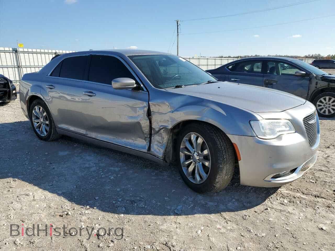 2016 CHRYSLER 300 - VIN: 2C3CCARG1GH224768 - Фото 4