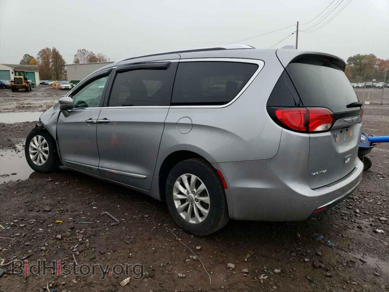 2019 CHRYSLER PACIFICA - VIN: 2C4RC1BG2KR560898 - Фото 2