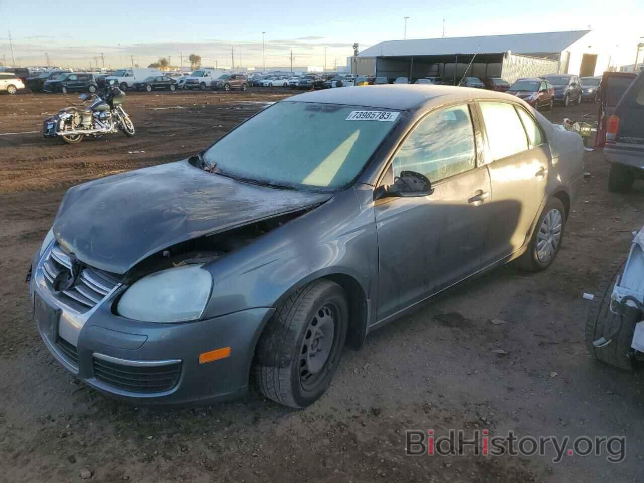 Photo 3VWJX7AJ3AM077456 - VOLKSWAGEN JETTA 2010