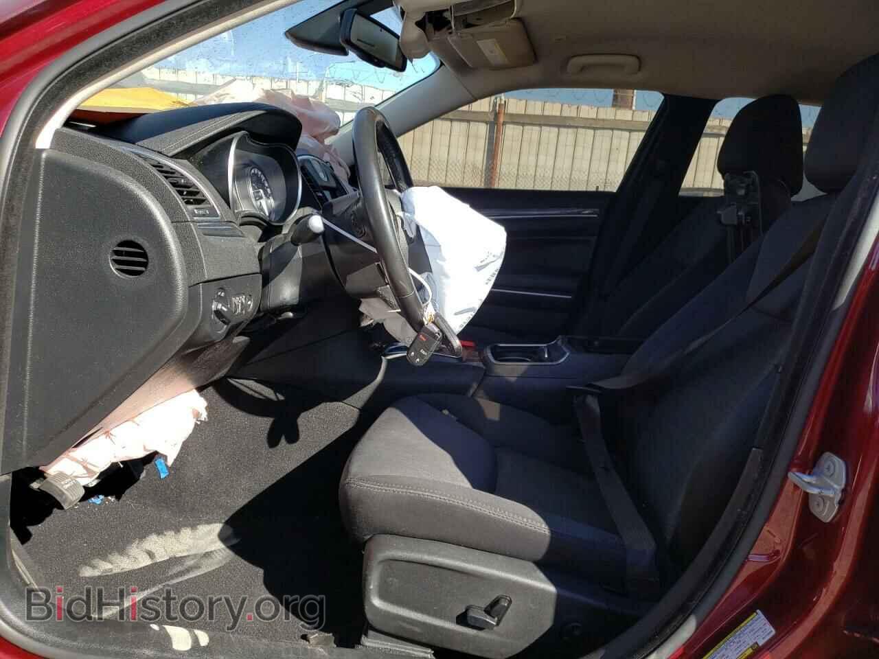 2019 CHRYSLER 300 - VIN: 2C3CCAAG2KH729089 - Фото 7