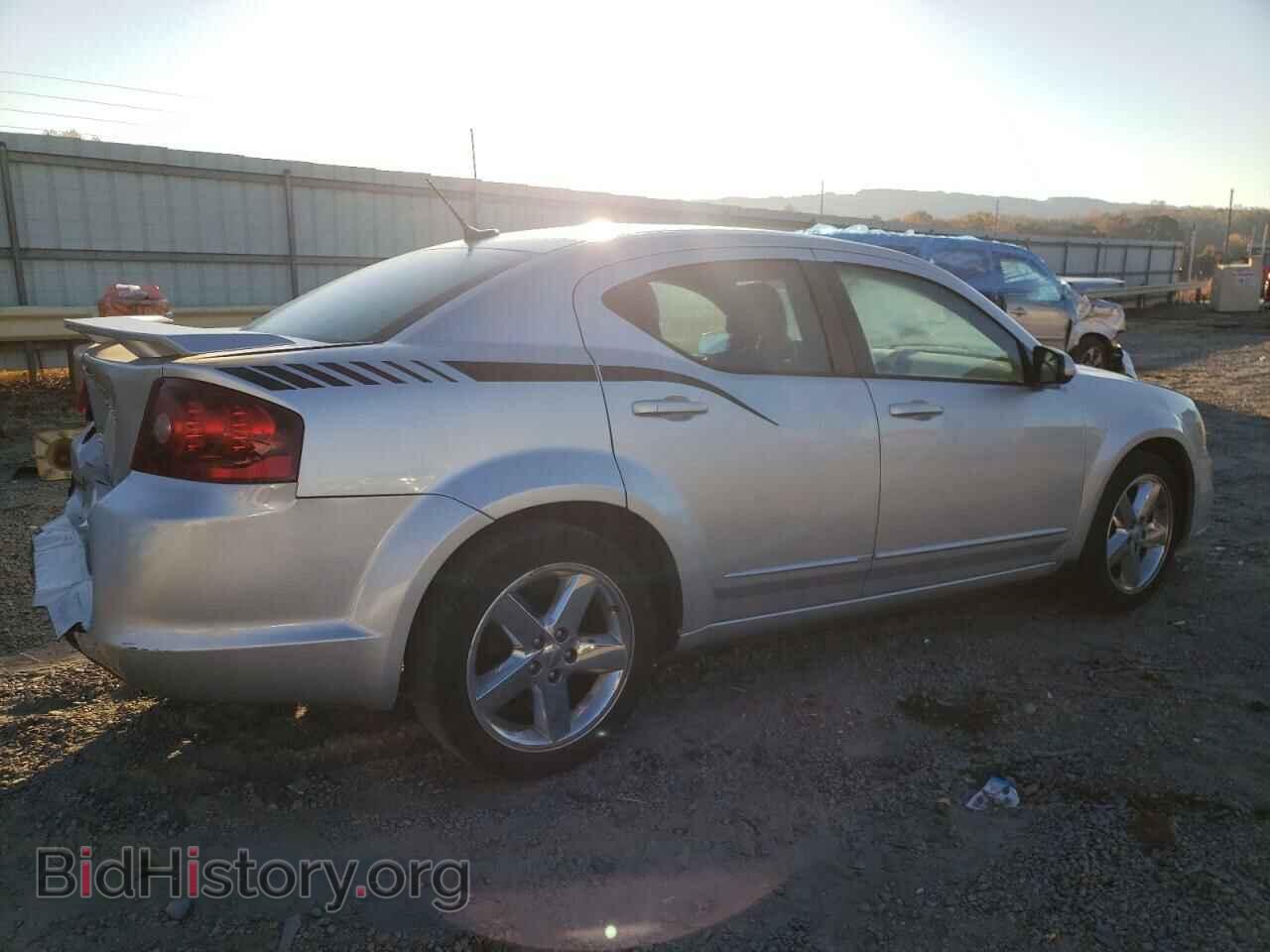 2011 DODGE AVENGER - VIN: 1B3BD1FB4BN558940 - Photo 3