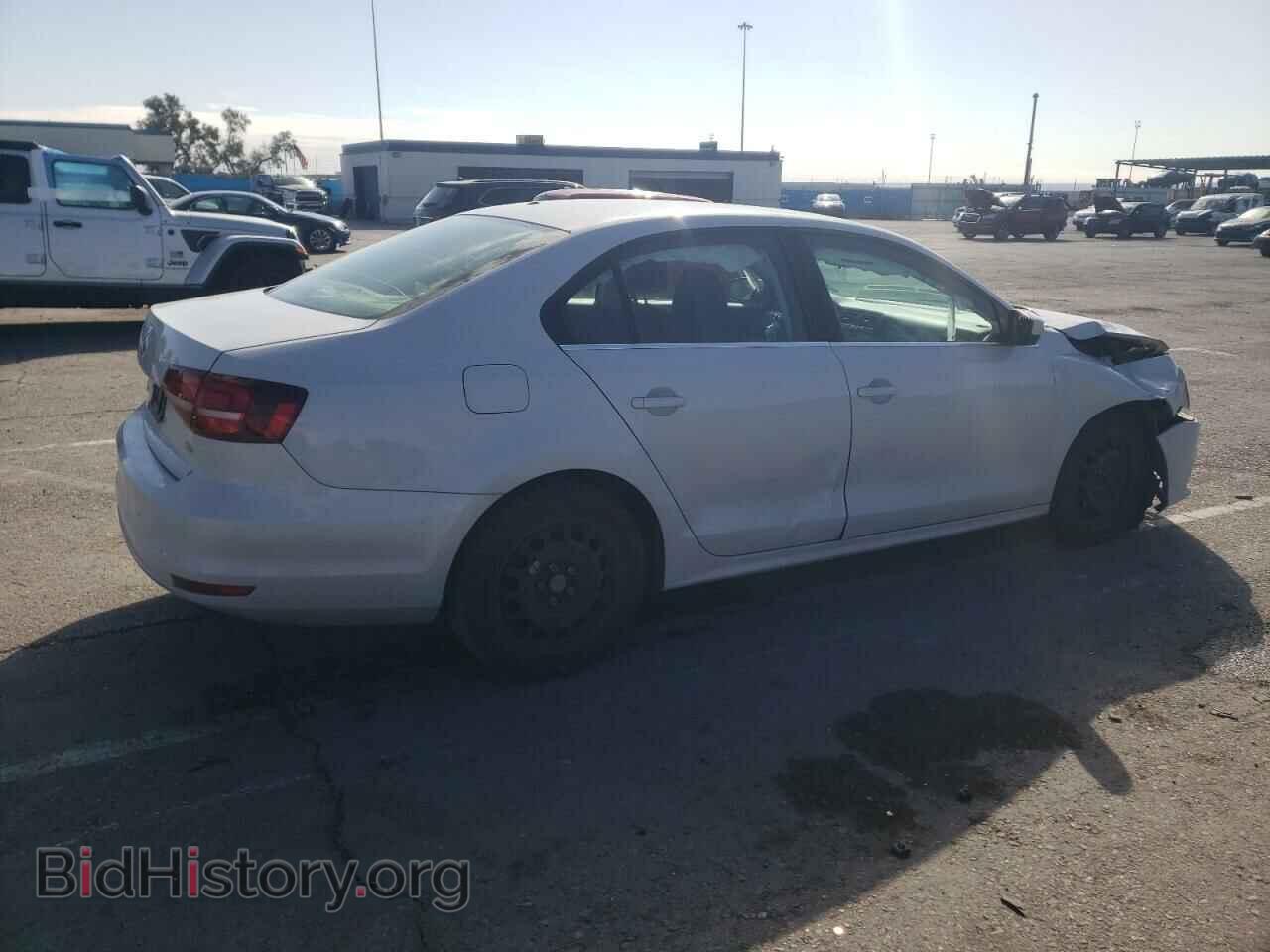 2017 VOLKSWAGEN JETTA - VIN: 3VW2B7AJ1HM414946 - Фото 3