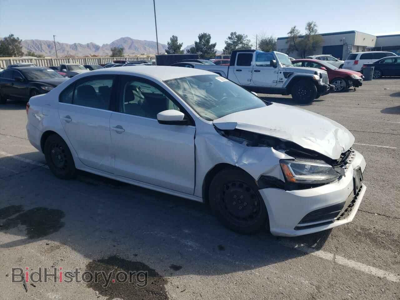 2017 VOLKSWAGEN JETTA - VIN: 3VW2B7AJ1HM414946 - Фото 4