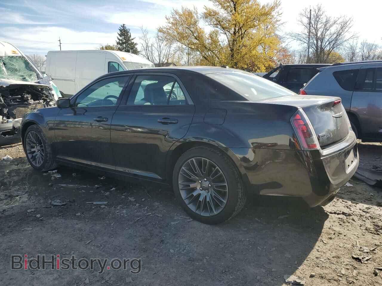 2014 CHRYSLER 300 - VIN: 2C3CCADG4EH236904 - Фото 2