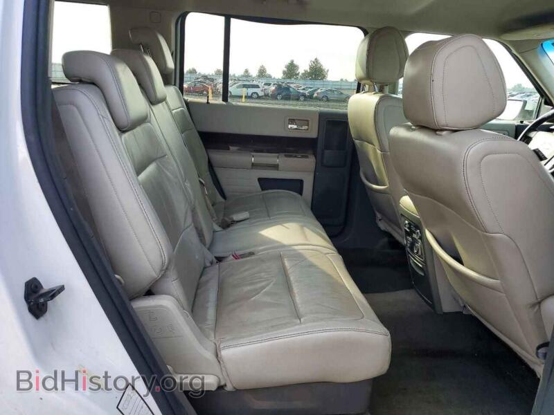 2011 Ford FLEX (VIN 2FMHK6CC1BBD27977) — photo 11 of 15