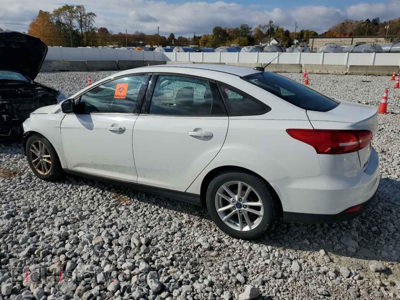 2018 FORD FOCUS - VIN: 1FADP3F28JL288332 - Фото 2