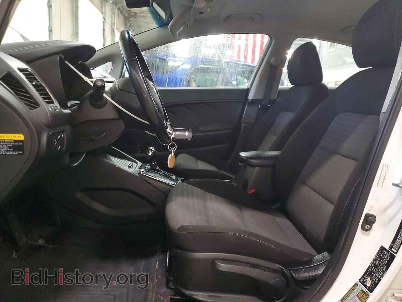2017 KIA FORTE - VIN: 3KPFL4A75HE019067 - Фото 7