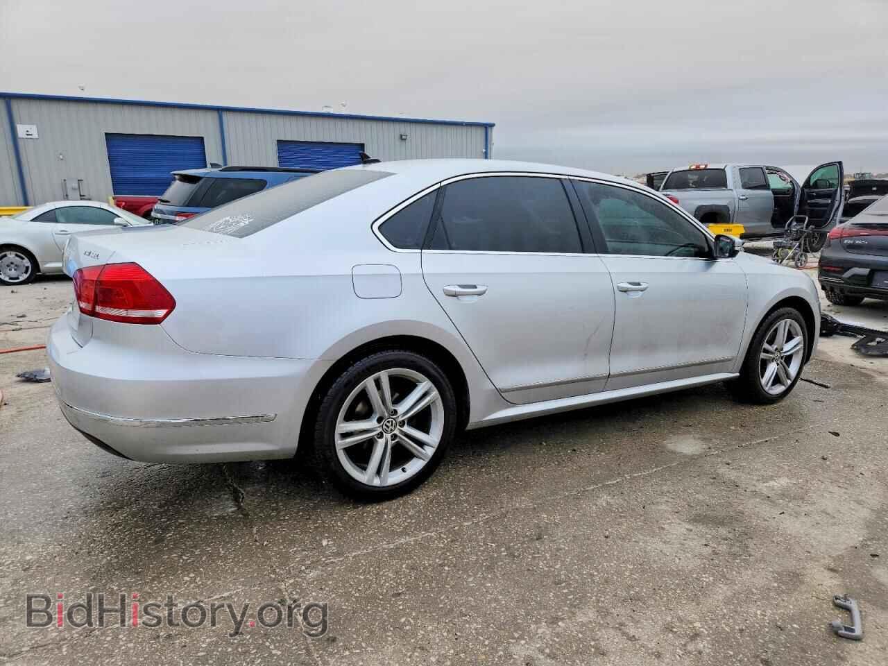 2015 VOLKSWAGEN PASSAT - VIN: 1VWCT7A34FC027986 - Фото 3