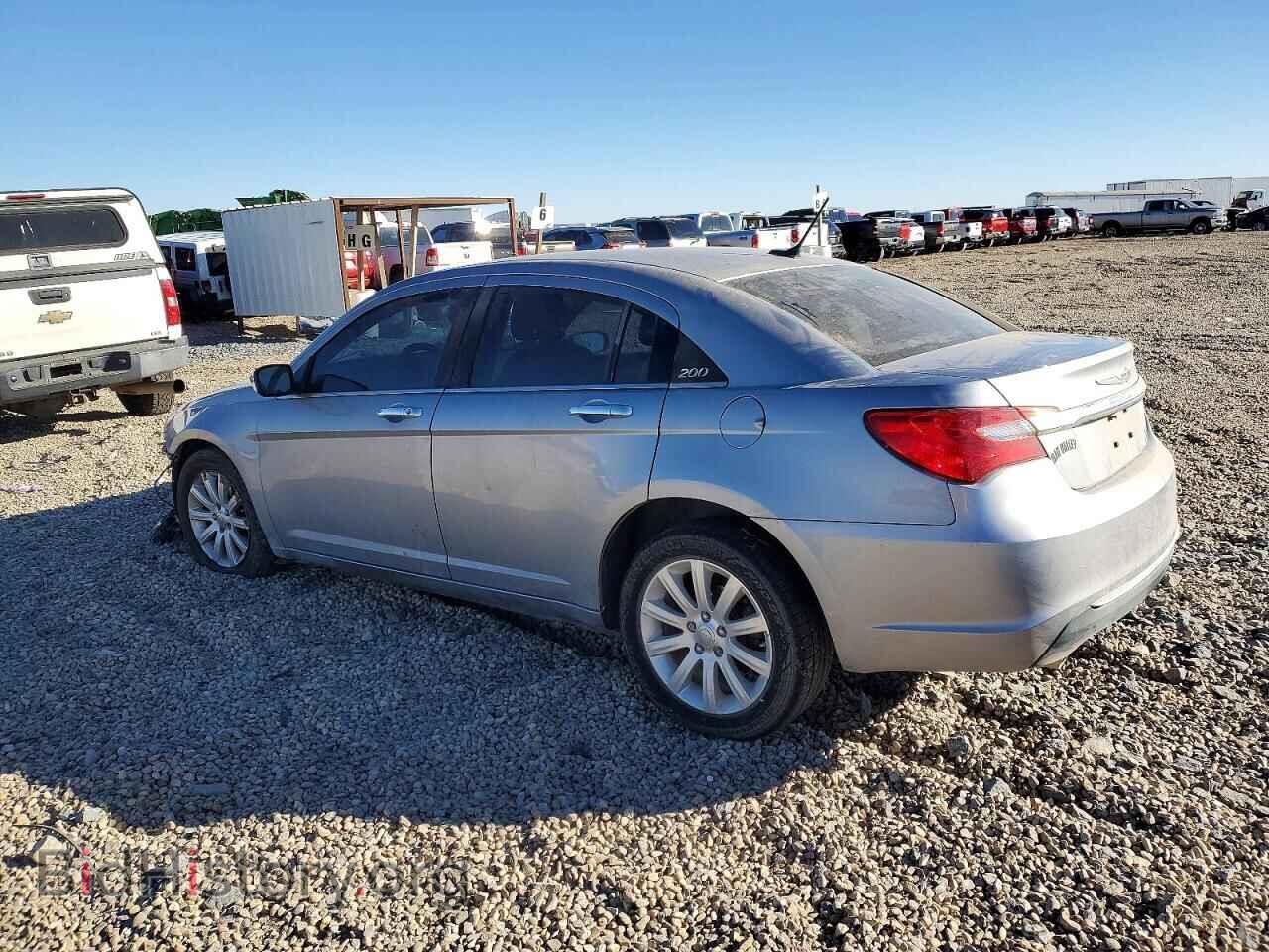 2013 CHRYSLER 200 - VIN: 1C3CCBCGXDN577771 - Фото 2