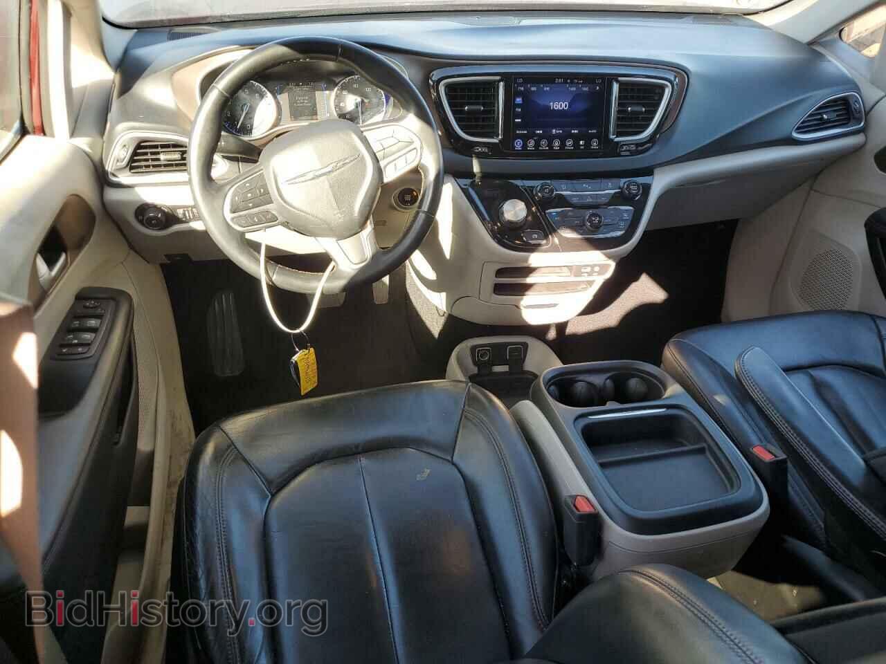 2017 CHRYSLER PACIFICA - VIN: 2C4RC1BG8HR810590 - Photo 8