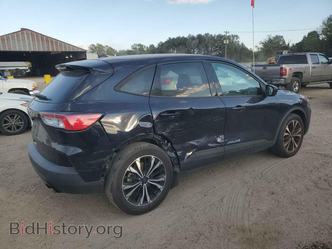 2021 FORD ESCAPE - VIN: 1FMCU0G68MUB00935 - Фото 3