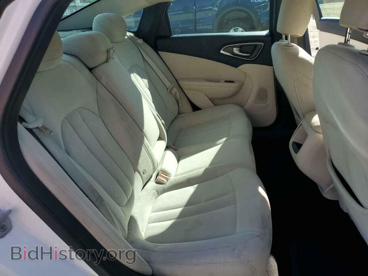 2015 CHRYSLER 200 - VIN: 1C3CCCAB7FN598593 - Фото 10