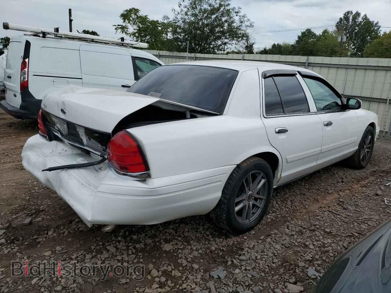 2011 FORD CROWN VIC - VIN: 2FABP7EV7BX141725 - Фото 3