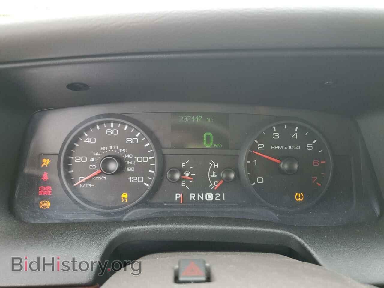 2011 FORD CROWN VIC - VIN: 2FABP7EV7BX141725 - Фото 9