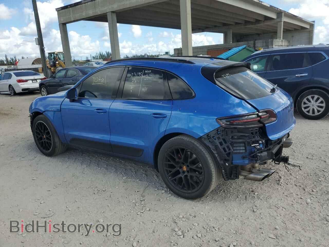 2017 PORSCHE MACAN - VIN: WP1AB2A56HLB17837 - Фото 2