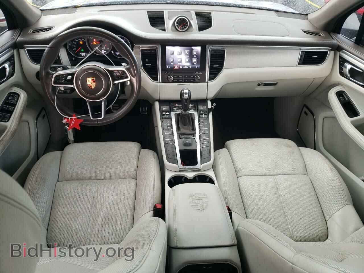 2017 PORSCHE MACAN - VIN: WP1AB2A56HLB17837 - Фото 8