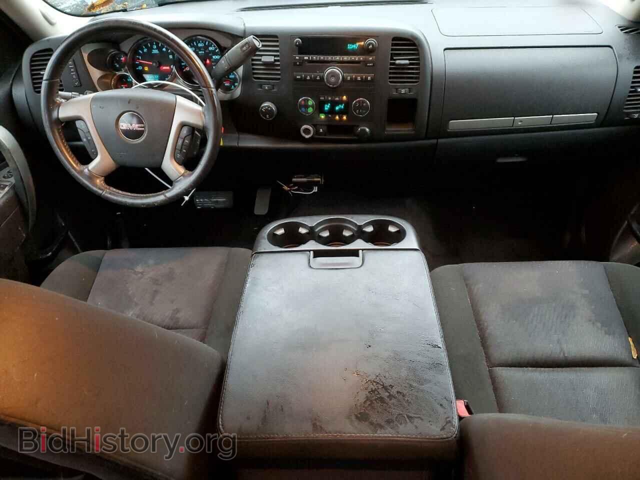 2011 GMC SIERRA - VIN: 1GTR2VE32BZ101511 - Фото 8