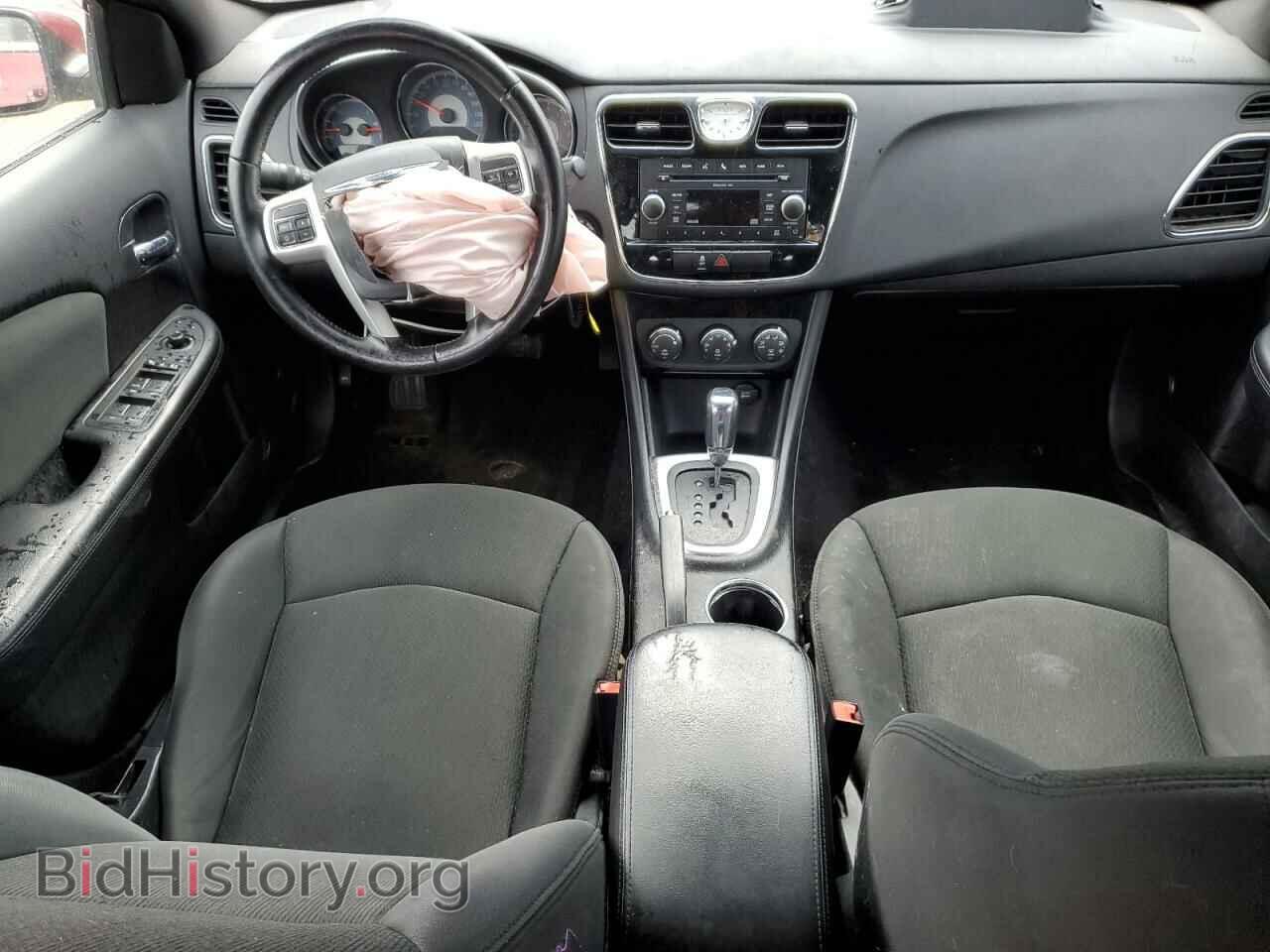 2011 CHRYSLER 200 - VIN: 1C3BC1FB2BN555525 - Фото 8