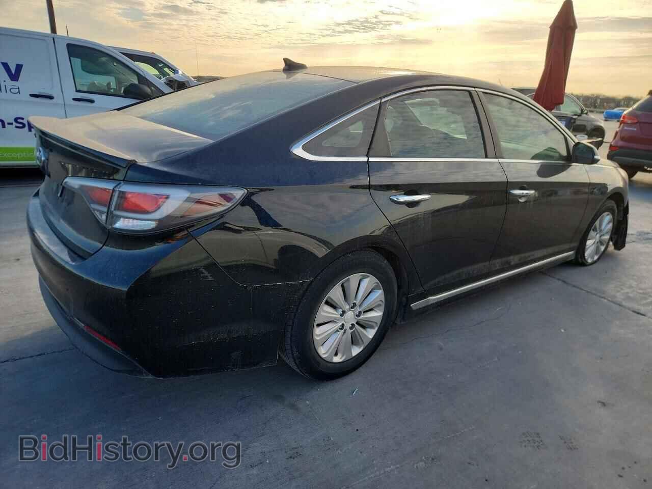 2017 HYUNDAI SONATA - VIN: KMHE24L10HA046828 - Фото 3
