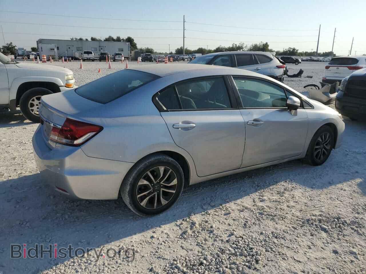 2014 HONDA CIVIC - VIN: 19XFB2F87EE040233 - Фото 3