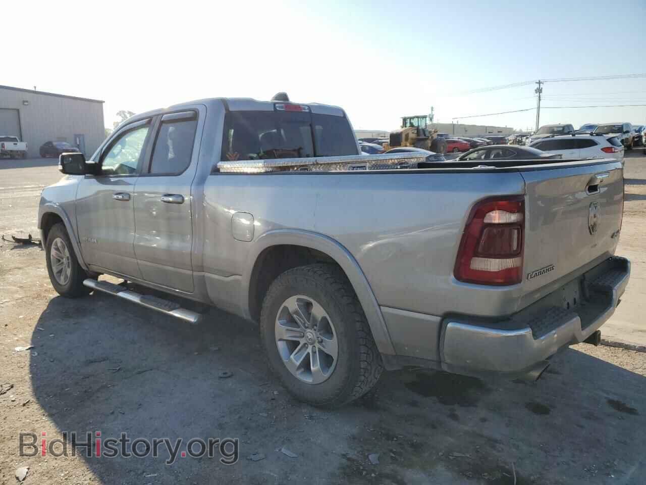 2020 RAM 1500 - VIN: 1C6SRFDT9LN101350 - Фото 2