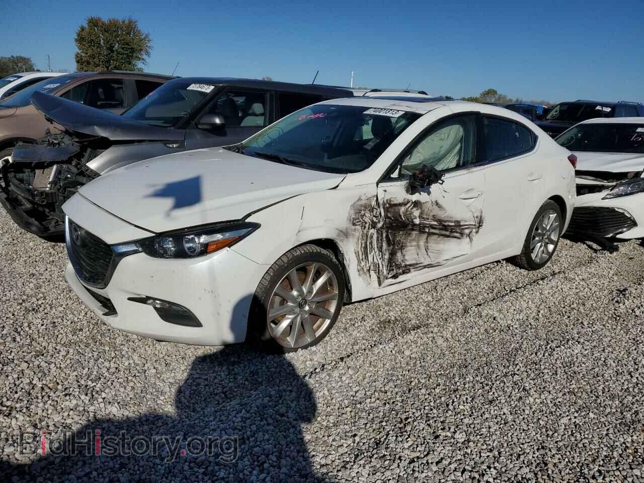 Фотография 3MZBN1V79HM136784 - MAZDA 3 2017