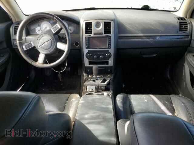 2010 CHRYSLER 300 - VIN: 2C3CA2CV2AH330334 - Фото 8