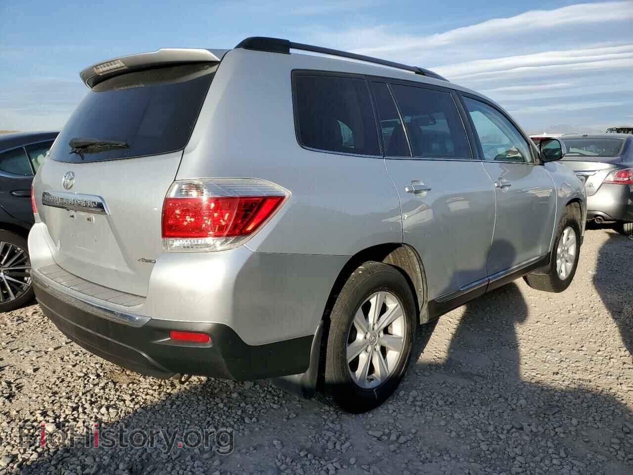 2013 TOYOTA HIGHLANDER - VIN: 5TDBK3EH8DS255226 - Фото 3