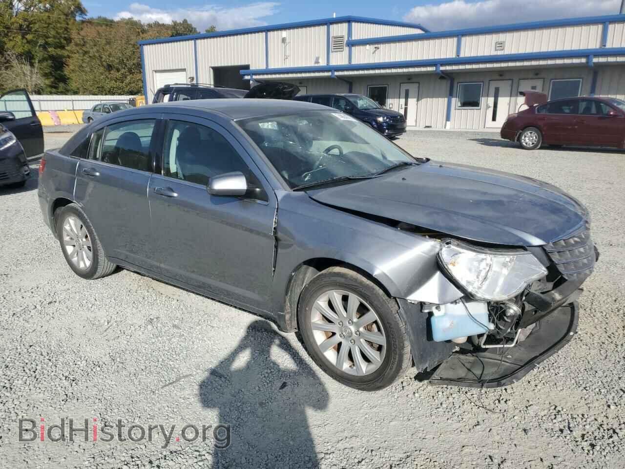 2010 CHRYSLER SEBRING - VIN: 1C3CC5FB5AN208457 - Фото 4