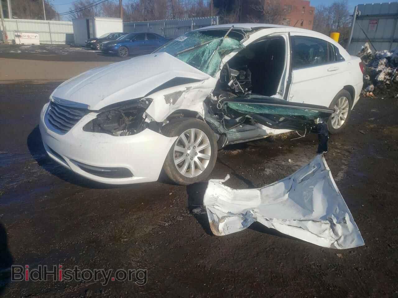 Фотография 1C3CCBBB5DN550628 - CHRYSLER 200 2013