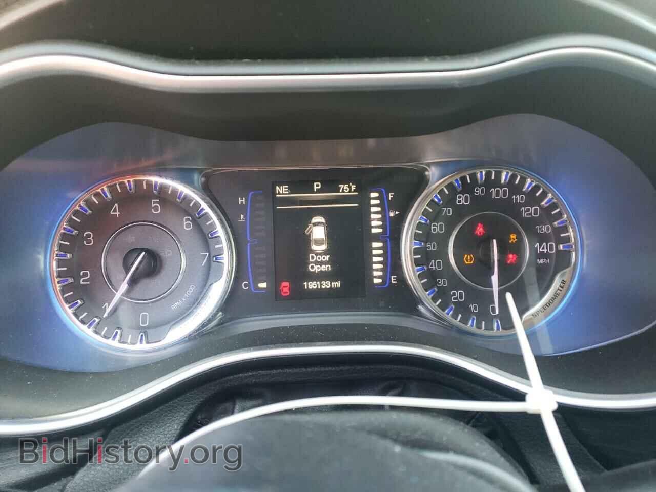 2015 CHRYSLER 200 - VIN: 1C3CCCAB5FN743260 - Фото 9