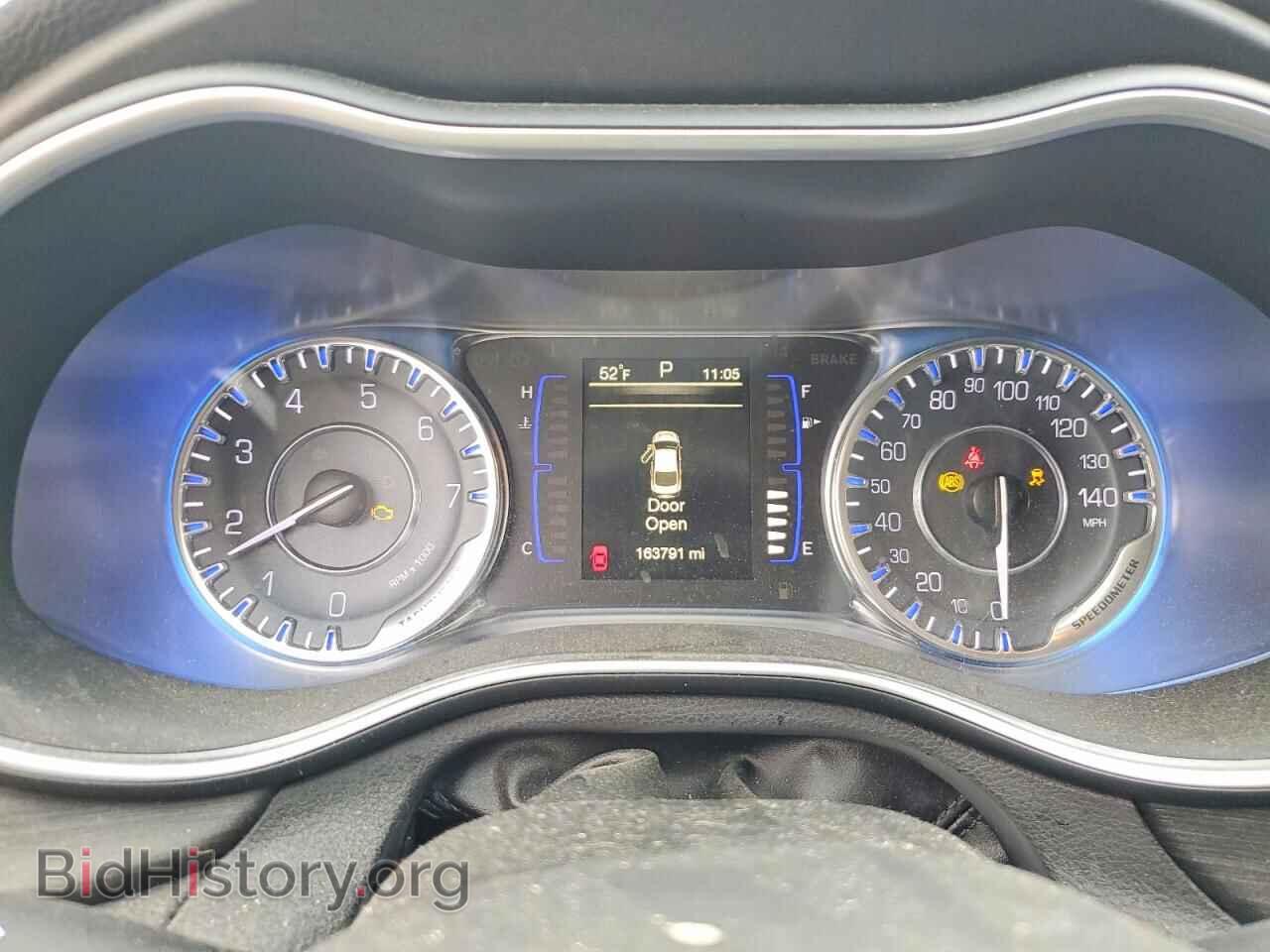 2016 CHRYSLER 200 - VIN: 1C3CCCAB4GN120469 - Фото 9