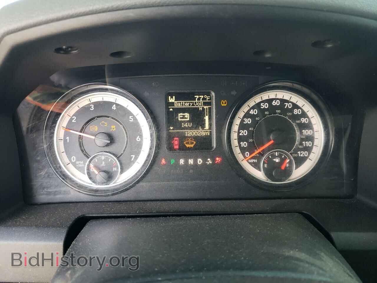 2018 RAM 1500 - VIN: 1C6RR6FG4JS234255 - Фото 9