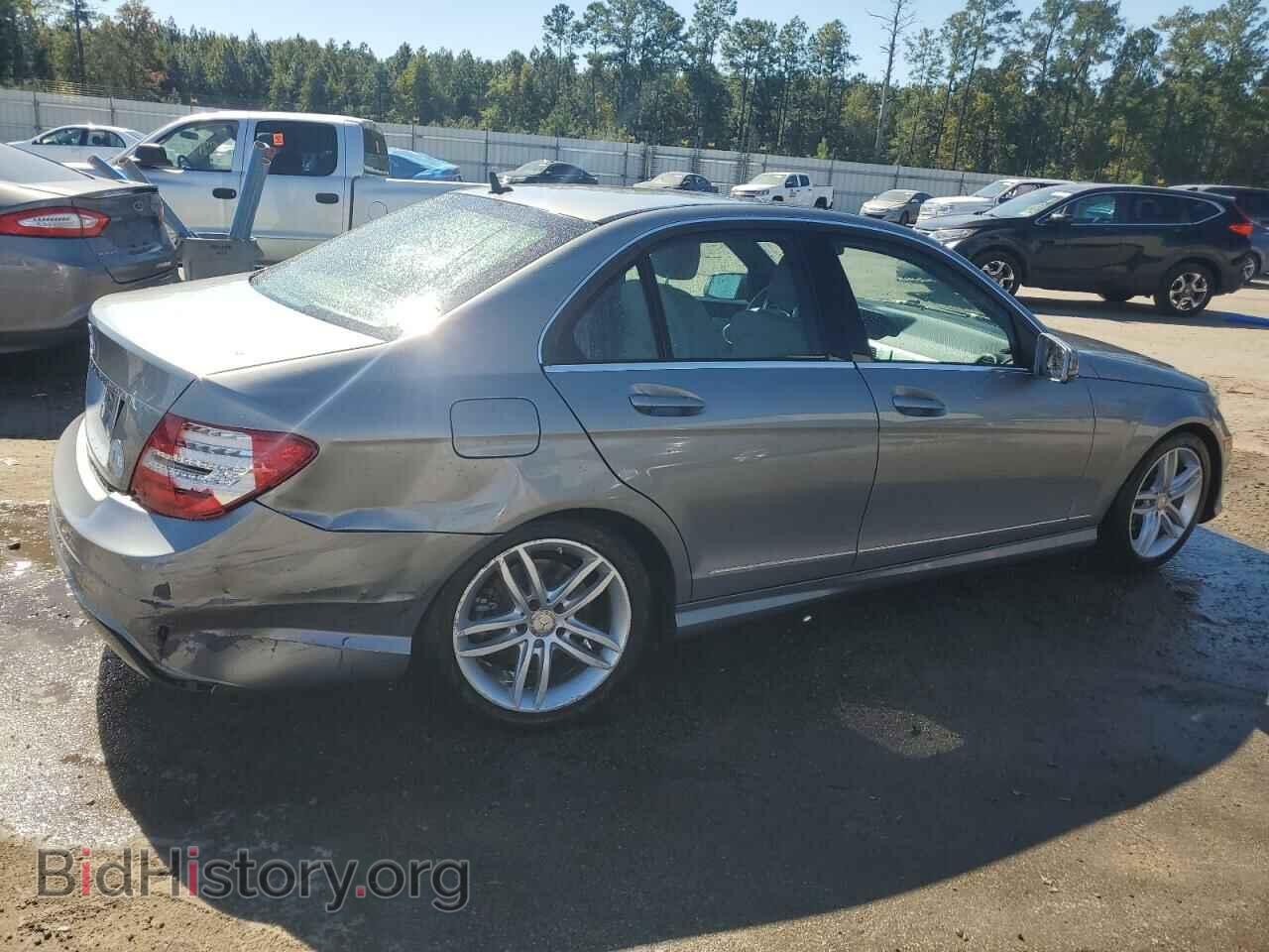 2014 MERCEDES-BENZ C-CLASS - VIN: WDDGF4HB4EA932963 - Фото 3