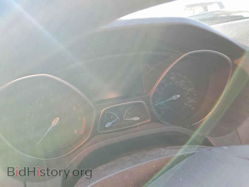 2014 Ford FOCUS (VIN 1FADP3F28EL414498) — photo 9 of 14