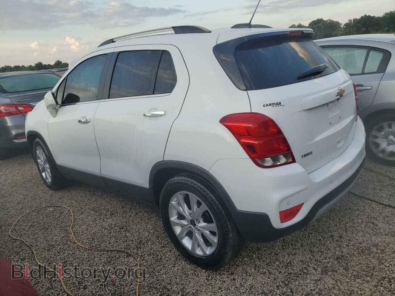 2020 CHEVROLET TRAX - VIN: 3GNCJLSB3LL302424 - Фото 2