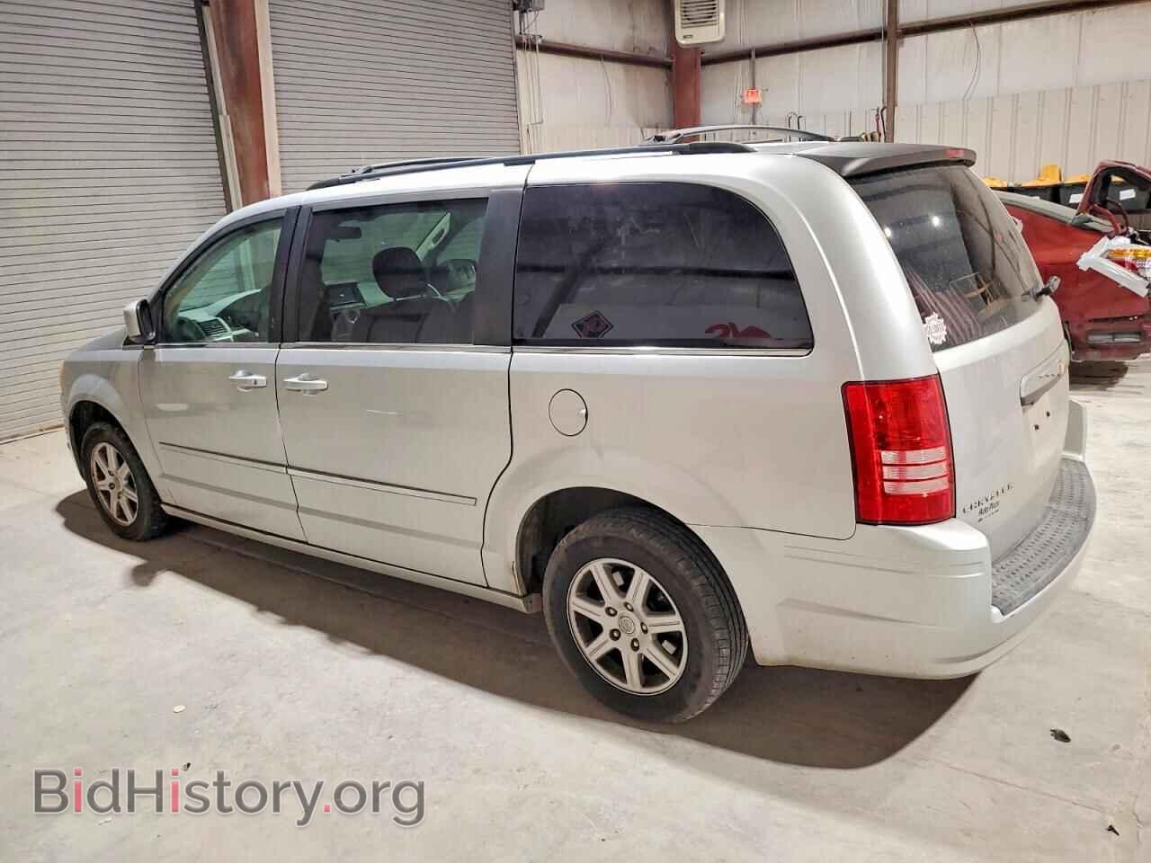 2010 CHRYSLER MINIVAN - VIN: 2A4RR5D16AR240748 - Фото 2