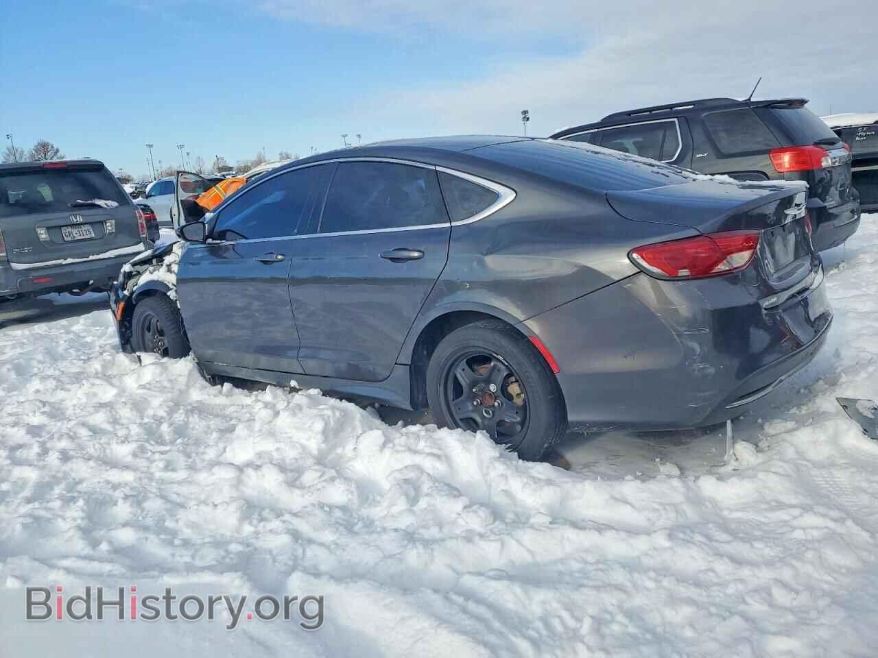 2015 CHRYSLER 200 - VIN: 1C3CCCAB7FN748802 - Фото 2
