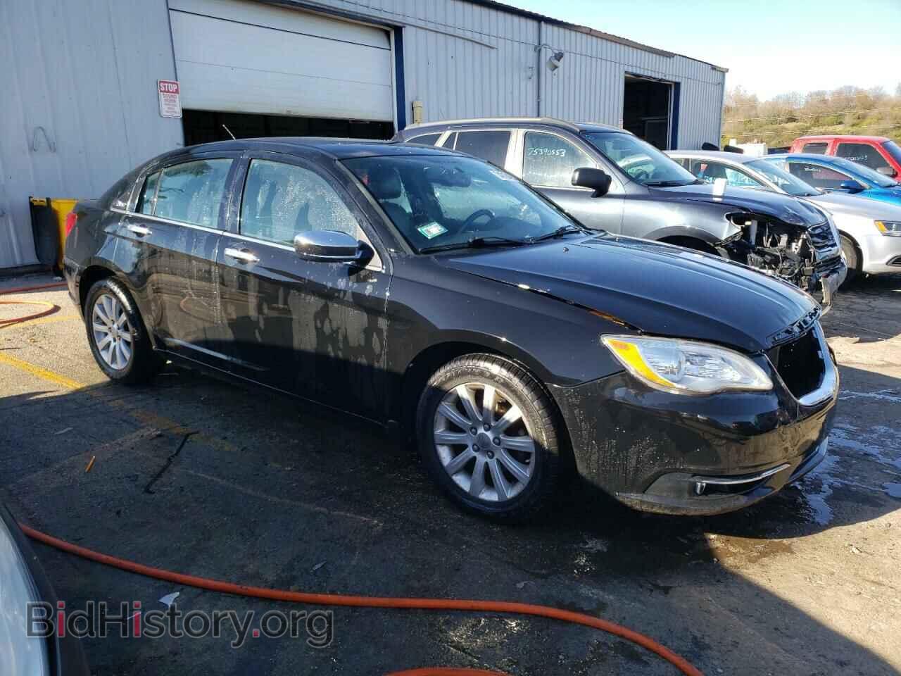 2013 CHRYSLER 200 - VIN: 1C3CCBCG8DN674838 - Фото 4