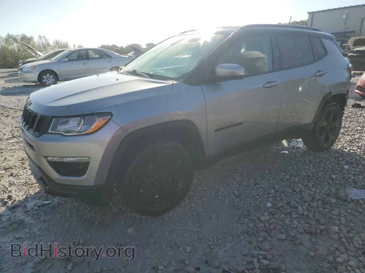 Фотография 3C4NJDBB6JT483667 - JEEP COMPASS 2018