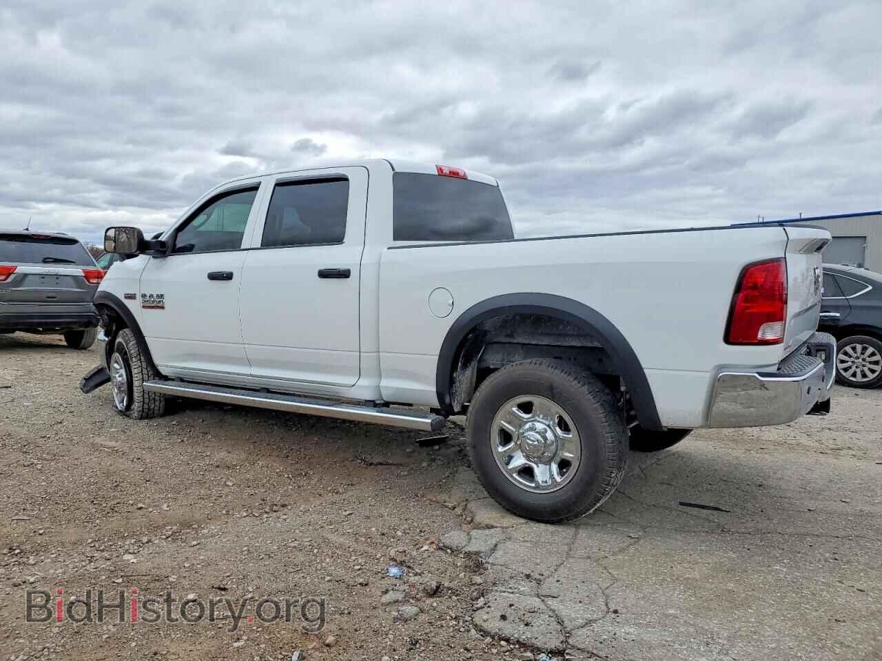 2018 RAM All Models - VIN: 3C6UR5CJ2JG192468 - Photo 2