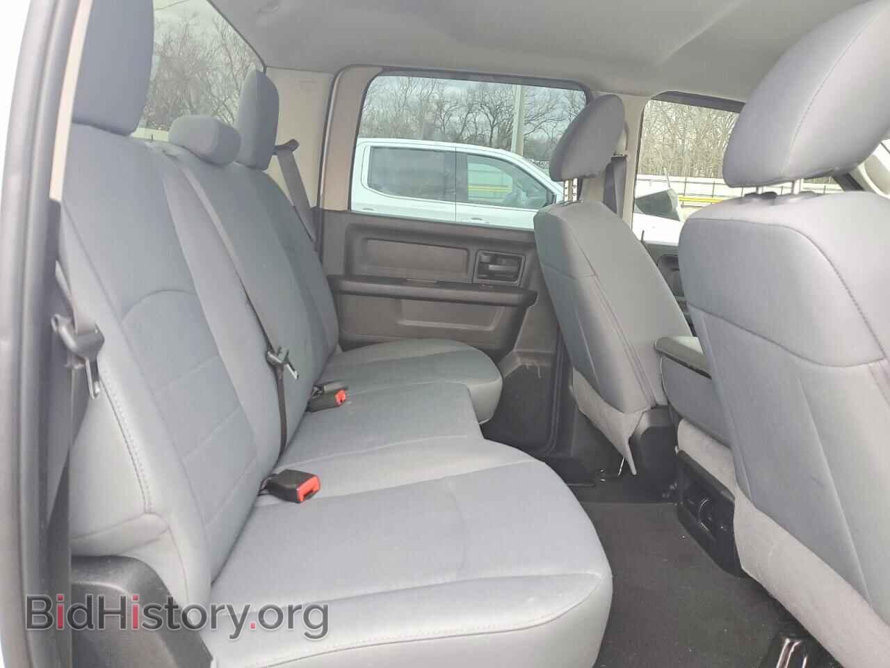 2018 RAM All Models - VIN: 3C6UR5CJ2JG192468 - Photo 10