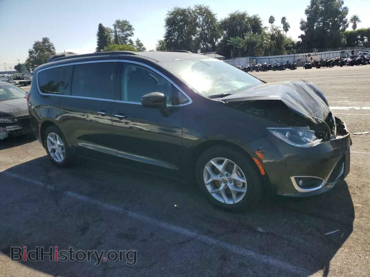 2017 CHRYSLER PACIFICA - VIN: 2C4RC1BG4HR851072 - Photo 4