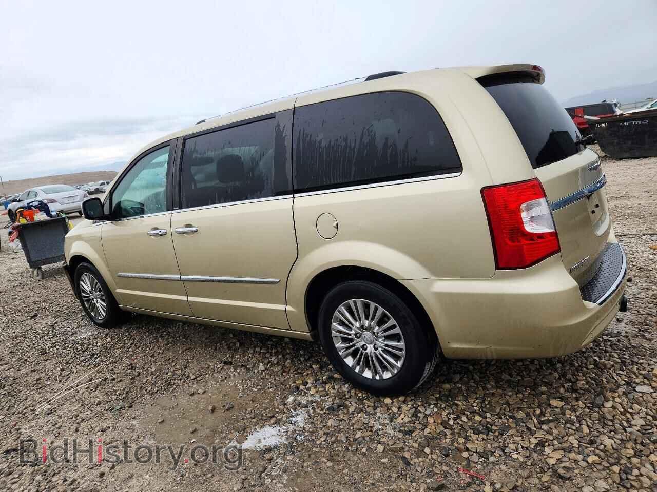 2011 Chrysler MINIVAN (VIN 2A4RR6DG3BR617211) — photo 2 of 13