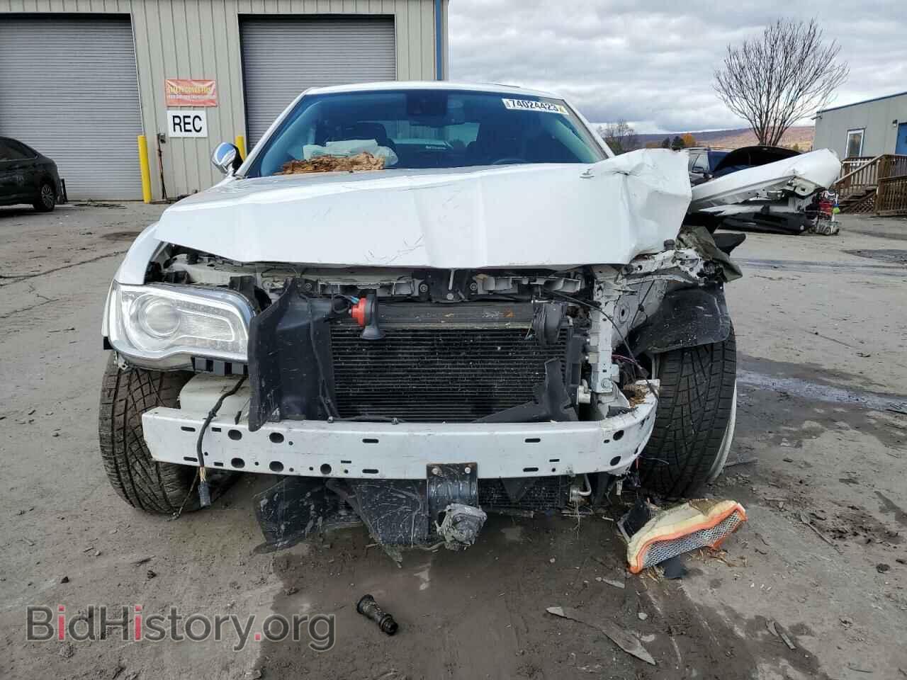 2017 CHRYSLER 300 - VIN: 2C3CCAKG5HH530075 - Фото 5