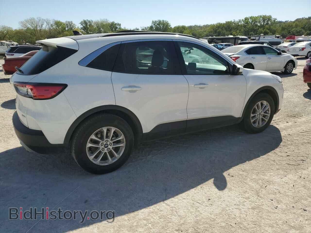 2020 FORD ESCAPE - VIN: 1FMCU0G69LUA32921 - Фото 3