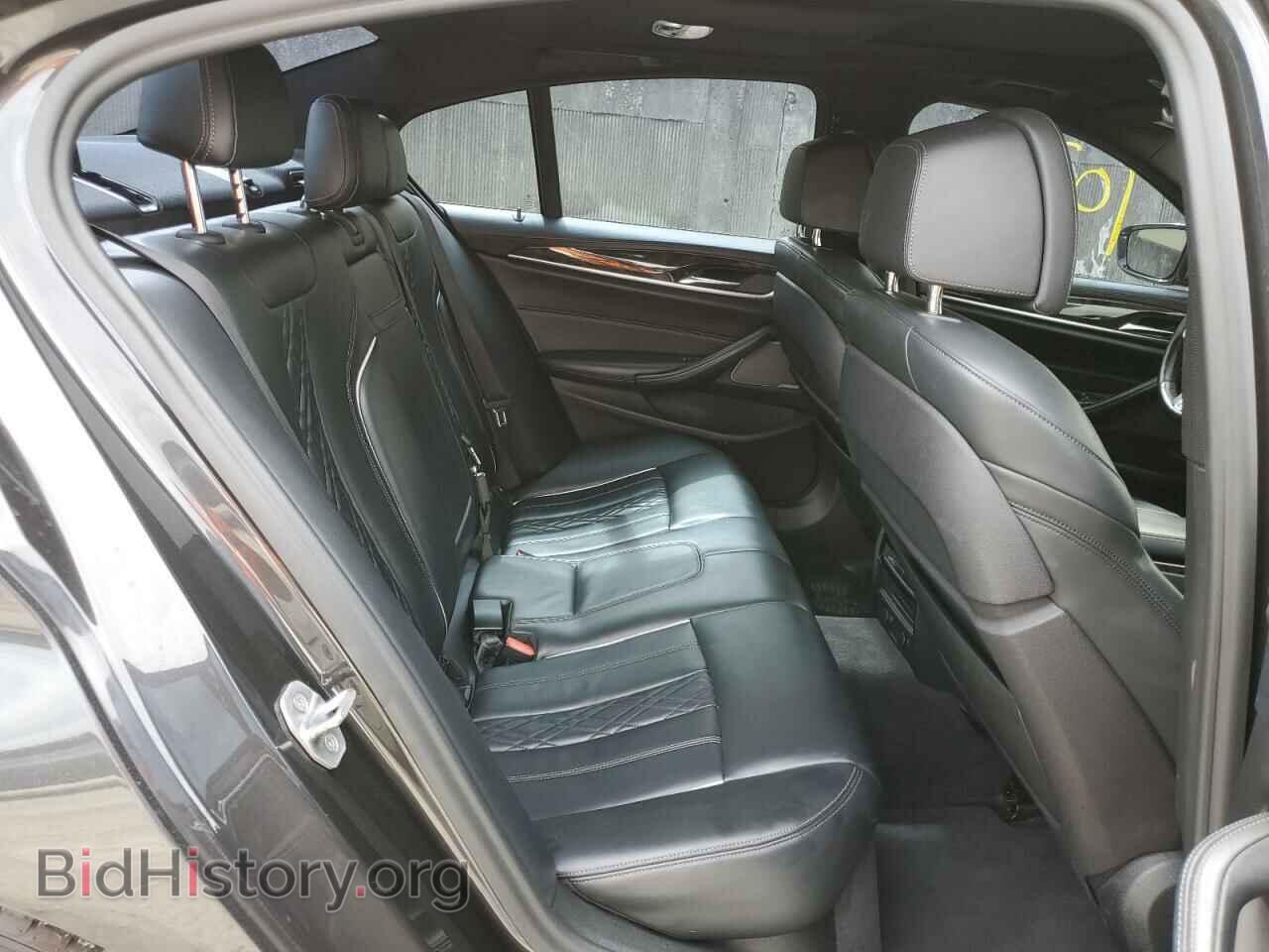 2018 BMW M5 - VIN: WBAJB9C53JB036794 - Фото 10